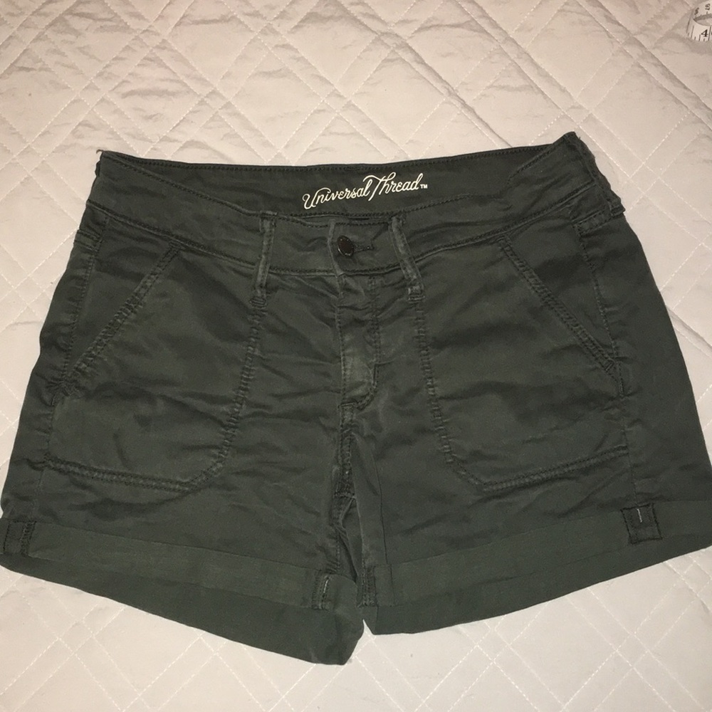 Green Universal Thread shorts